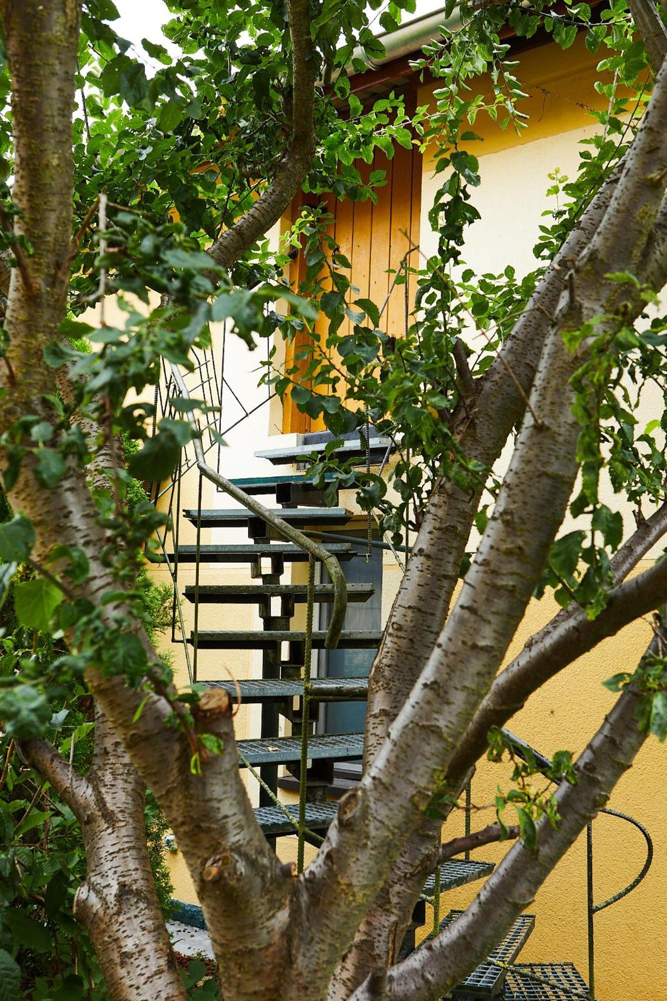 Burig Guesthouse With 3 Apartments, Just Outside Berlin, Near To Tesla מראה חיצוני תמונה